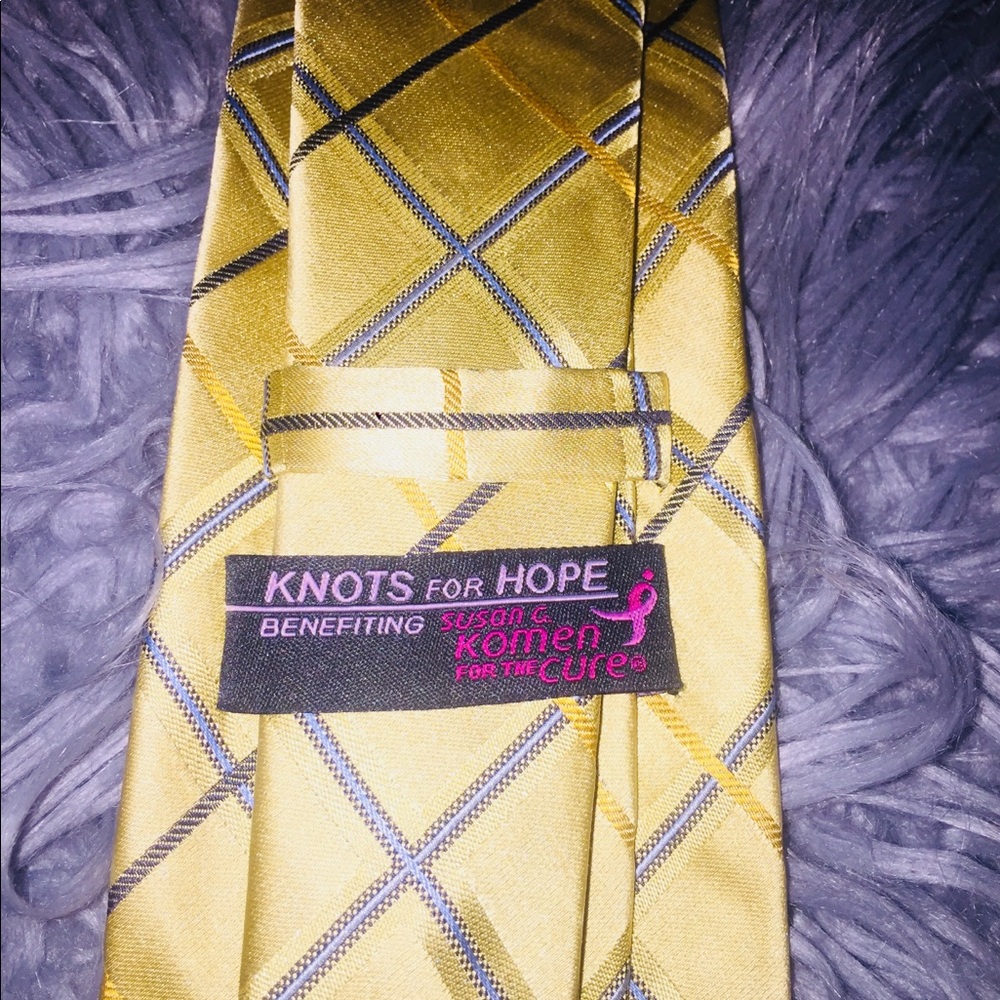 “Support Breast Cancer Tie👔